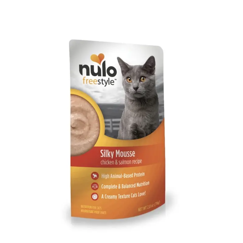 Nulo Silky Mousse Chicken & Salmon Cat Pouch
