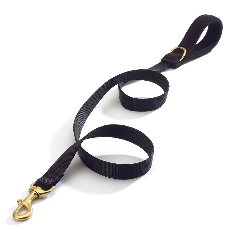 Black Comfort Lead